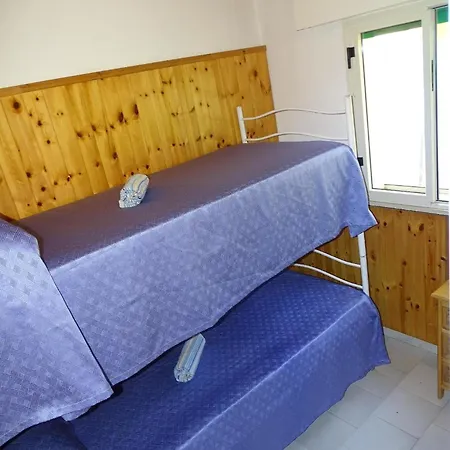 Kleines Ruhiges Ferienhaus Direkt Am Meer Ferienhaus *